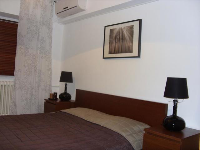 Bucuresti_Inchiriere_Apartament_3_camere_cartier_Universitate_73e5440e-6e46-4804-b59a-5f59bd7206b0.jpg