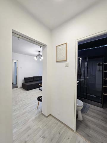 Bucuresti_Vanzare_Apartament_2_camere_cartier_Drumul_Taberei_47a8b1d2-e0a3-46fe-9e12-71865774aa8d.jpg