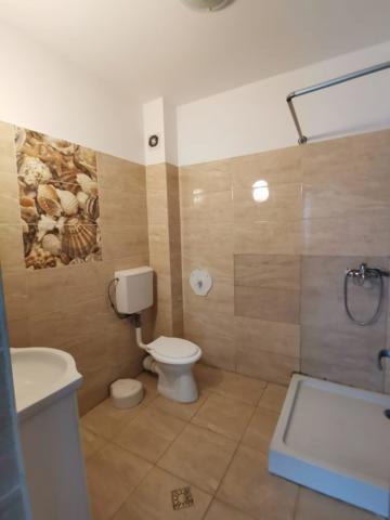 Bucuresti_Vanzare_Casa_4_camere_f113366f-8b6f-4cf9-a8ff-4e114372da2c.jpg